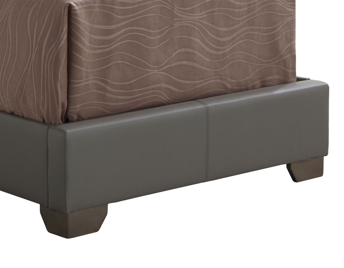 Glory Furniture - Aaron - Bed