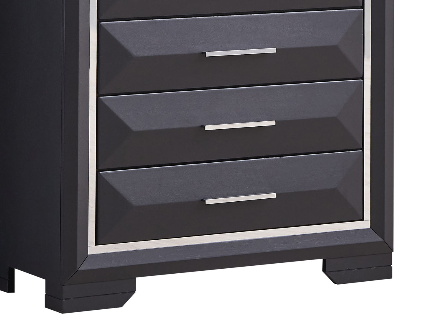 Liverpool - Chest - Black