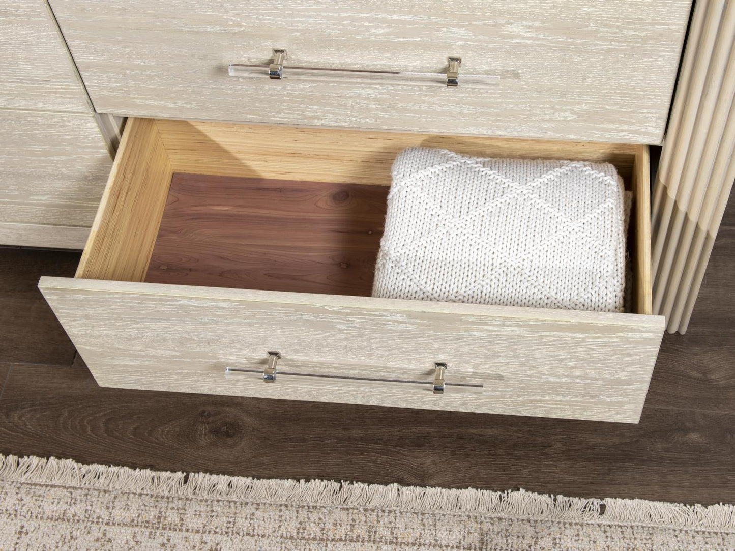 Horizons - 5 Drawers Chest - Soft Taupe