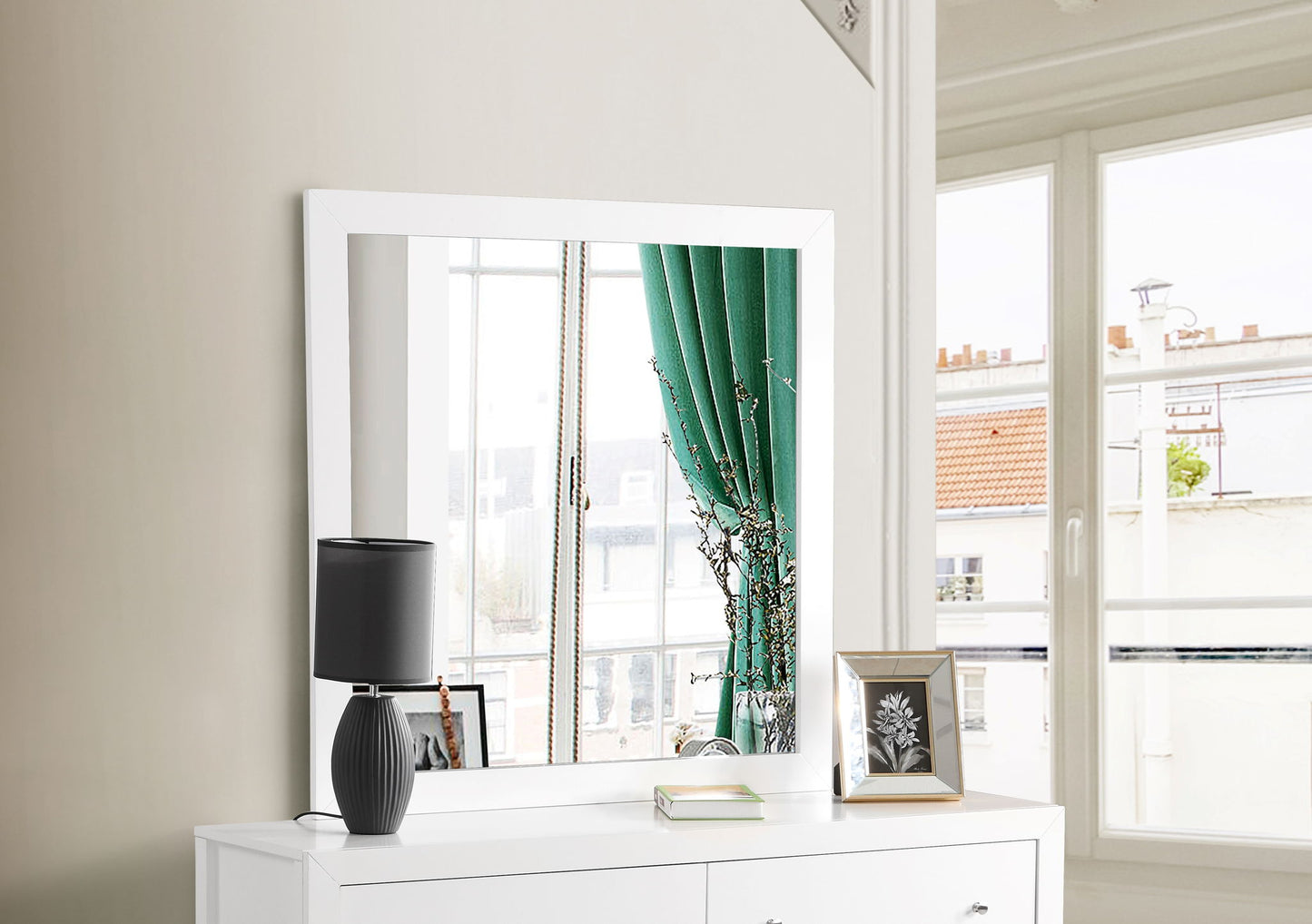 Glory Furniture - Burlington - Mirror