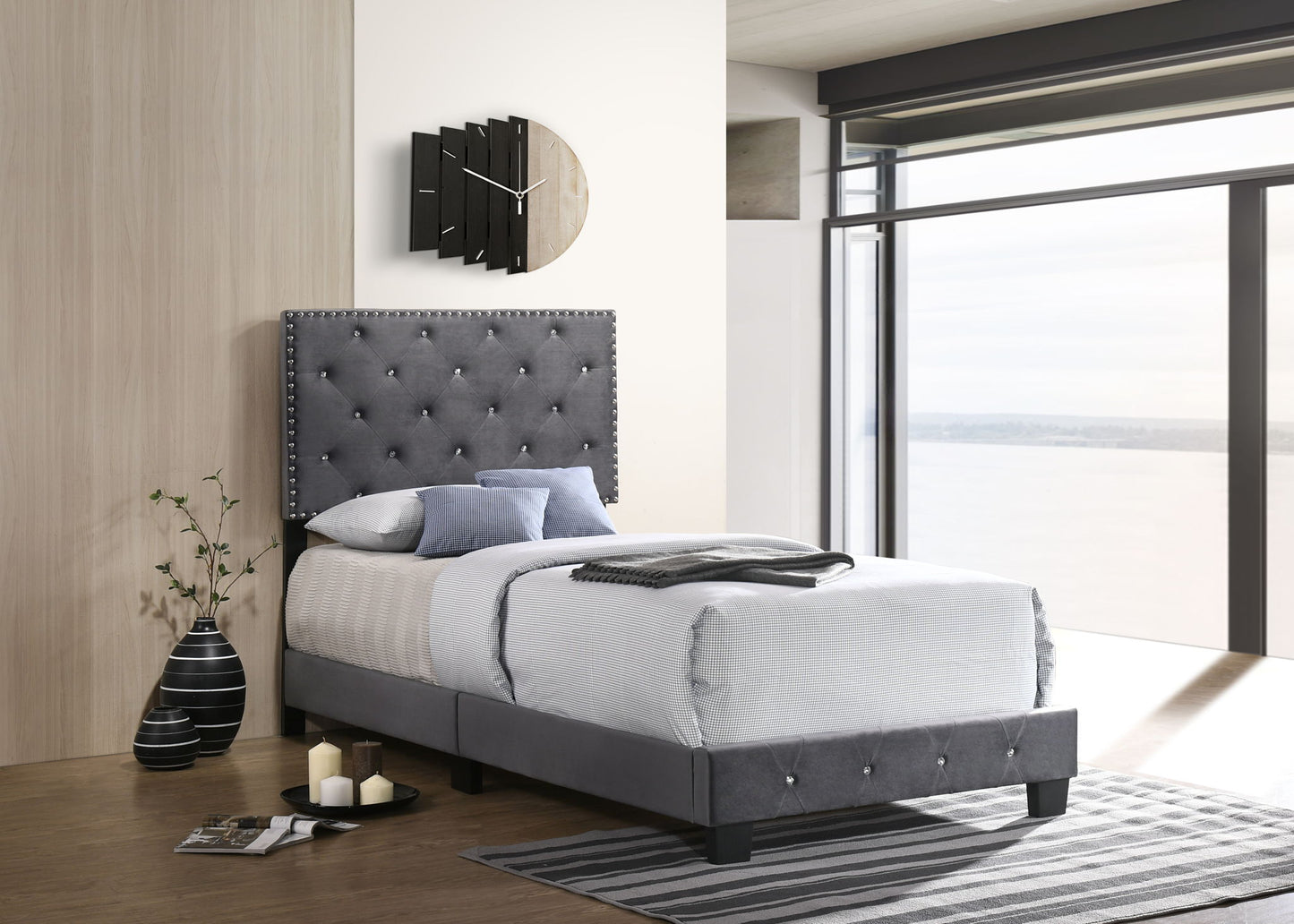 Glory Furniture - Suffolk - Bed