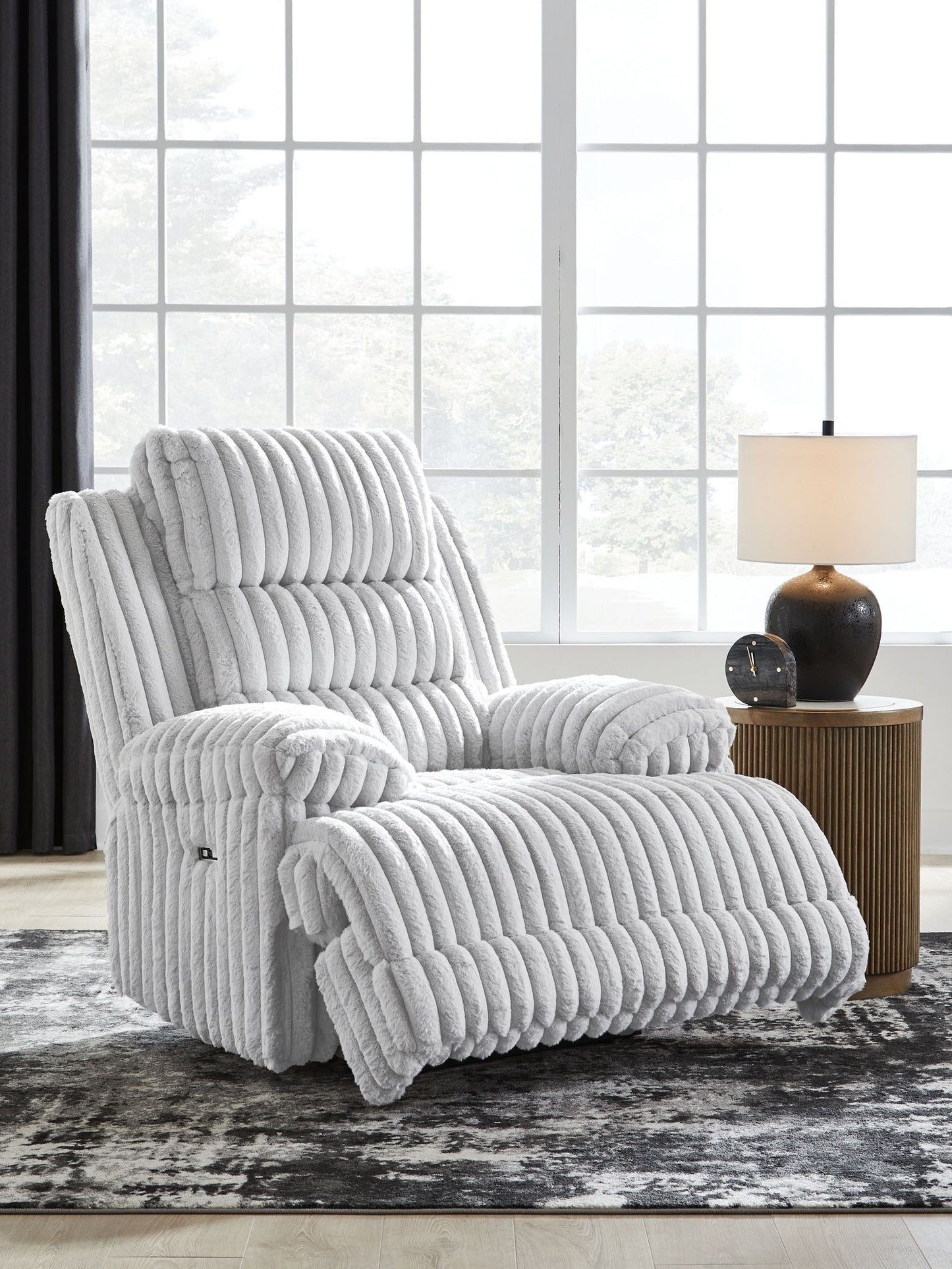 Rhines Falls - Zero Wall Recliner - Alloy