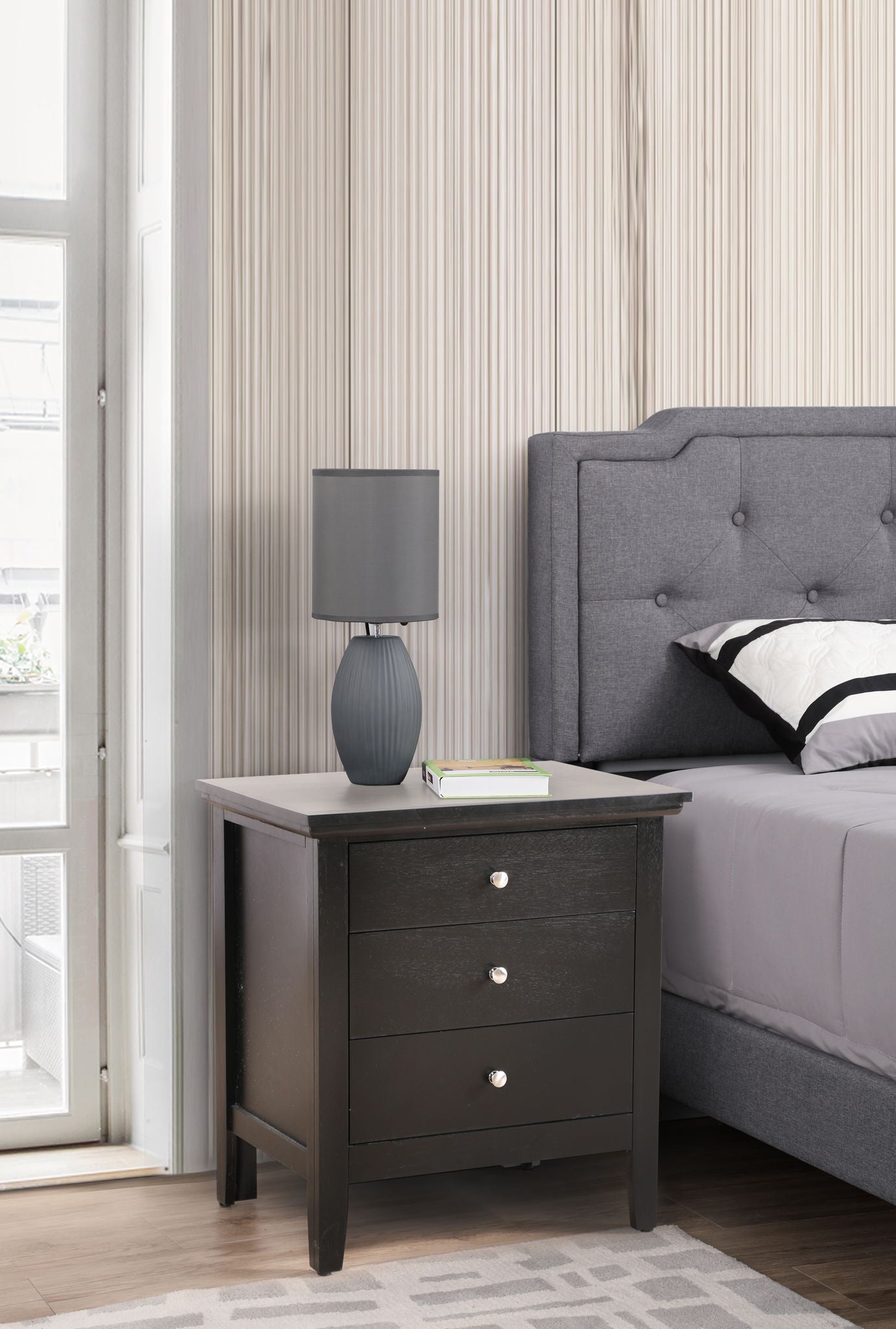 Glory Furniture - Hammond - 3 Drawer Nightstand