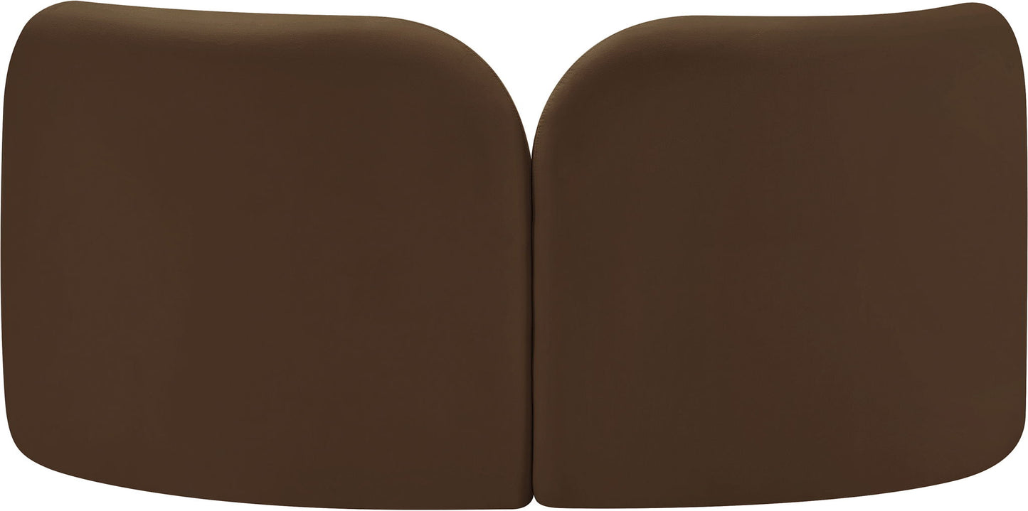 Daphne - Velvet Loveseat
