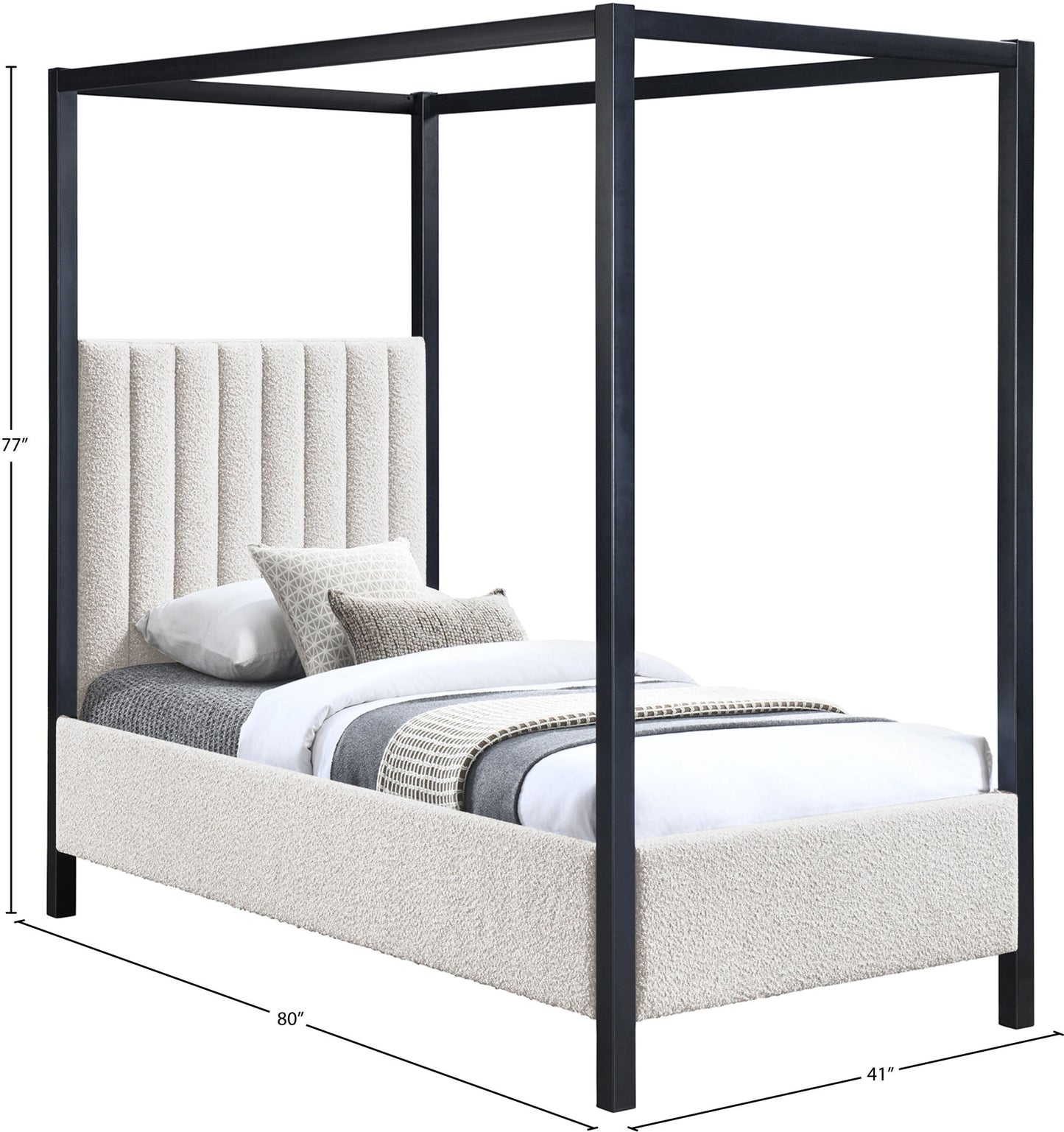 Kelly - Bed