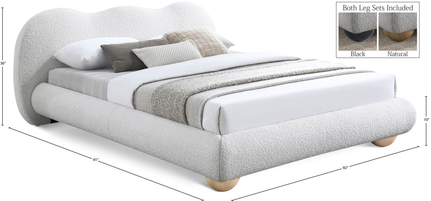 Hyde - Bed