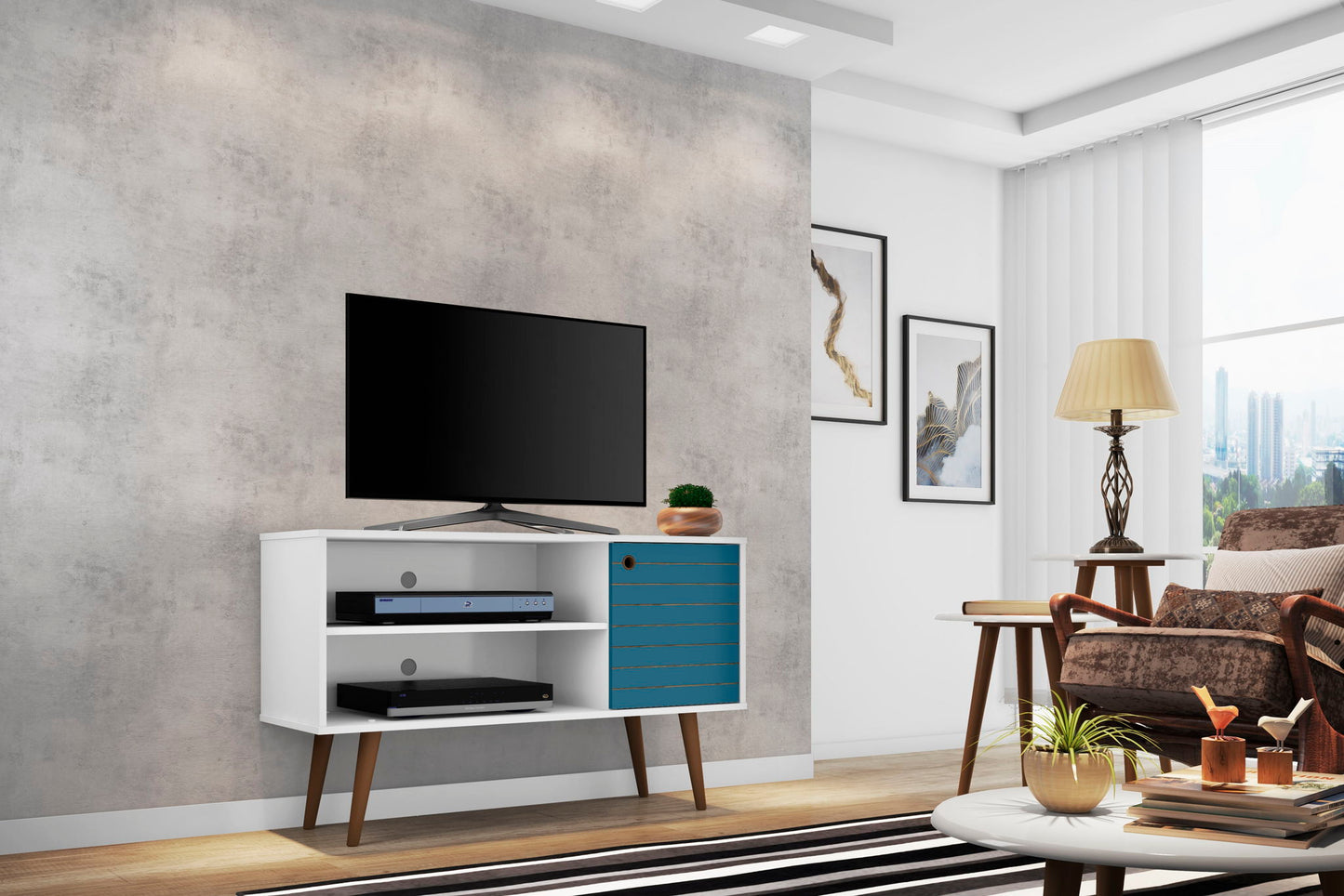 Manhattan Liberty - TV Stand With White Frame