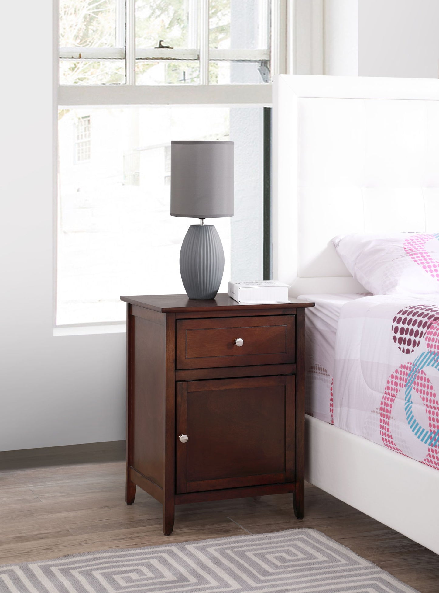 Glory Furniture - Izzy - Drawer And Door Nightstand