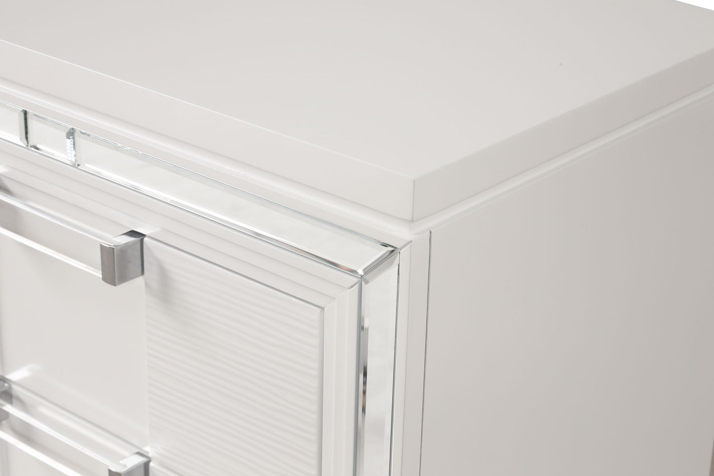 Genoa - Chest - Sparkling White
