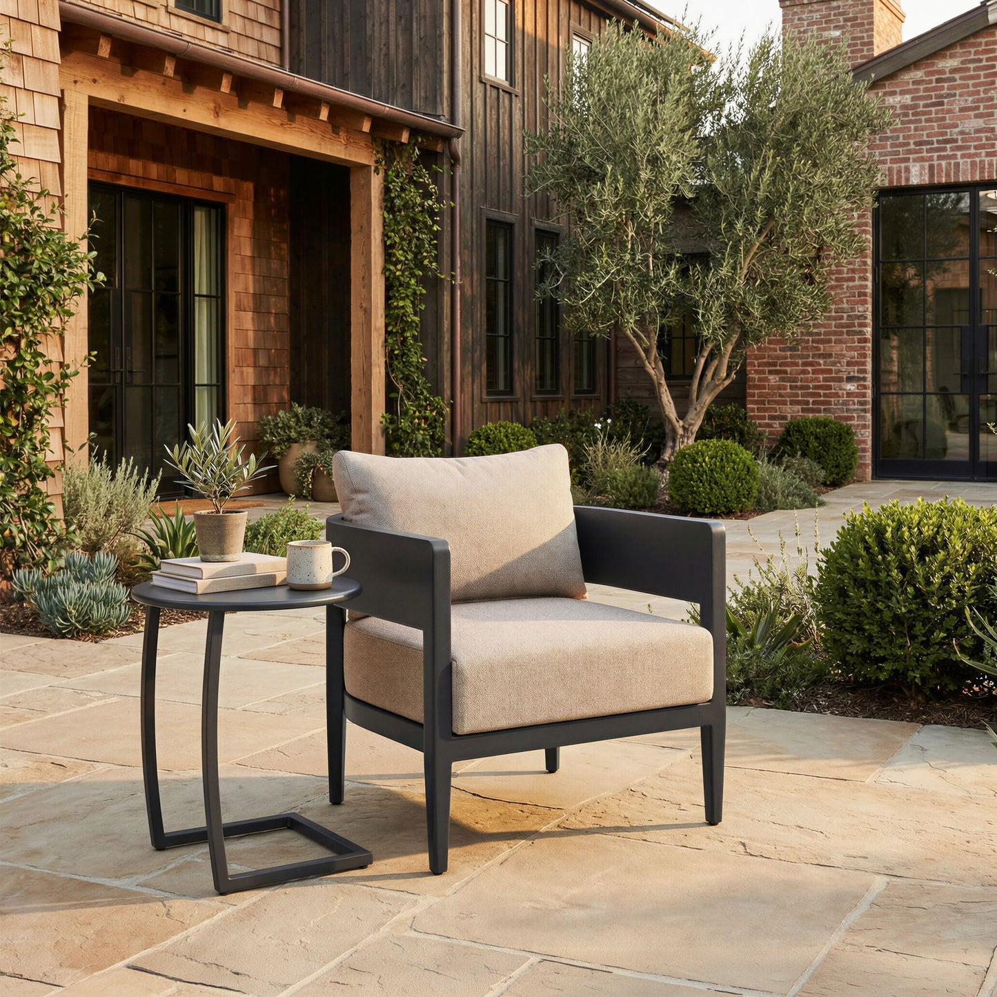 Noga - Outdoor End Table