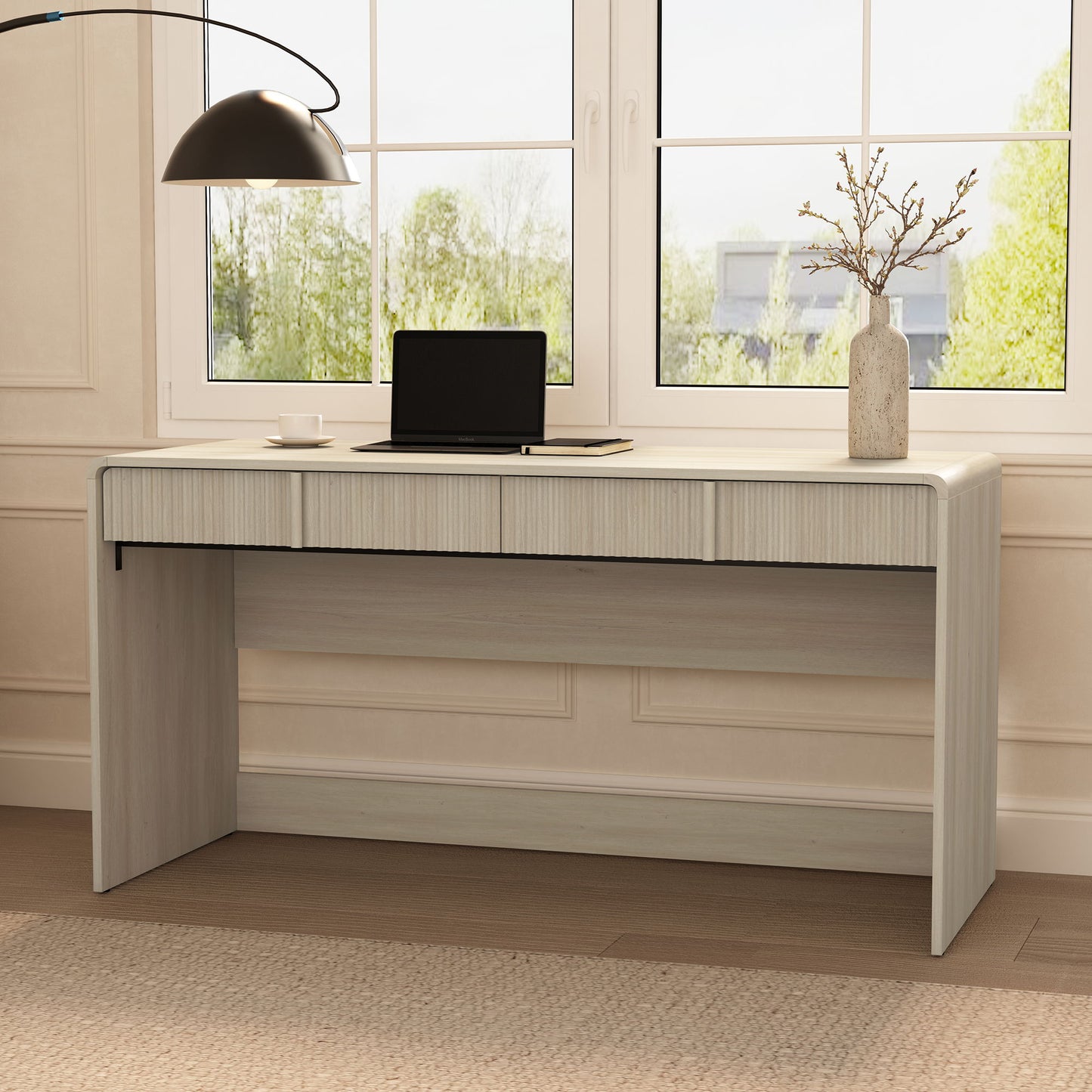 Manhattan Novara - Writing Desk