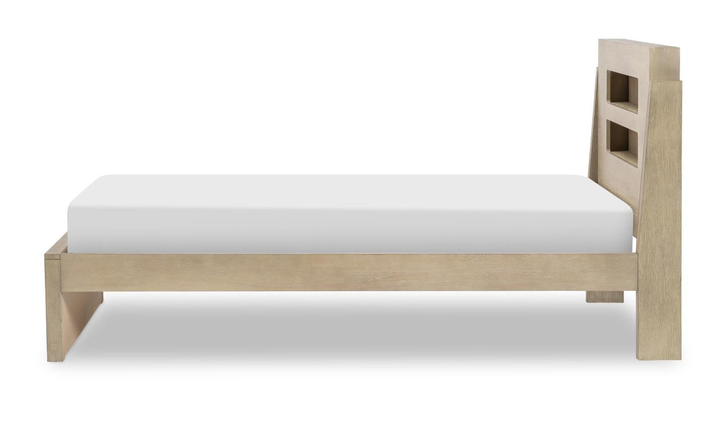 District - Complete Panel Bed