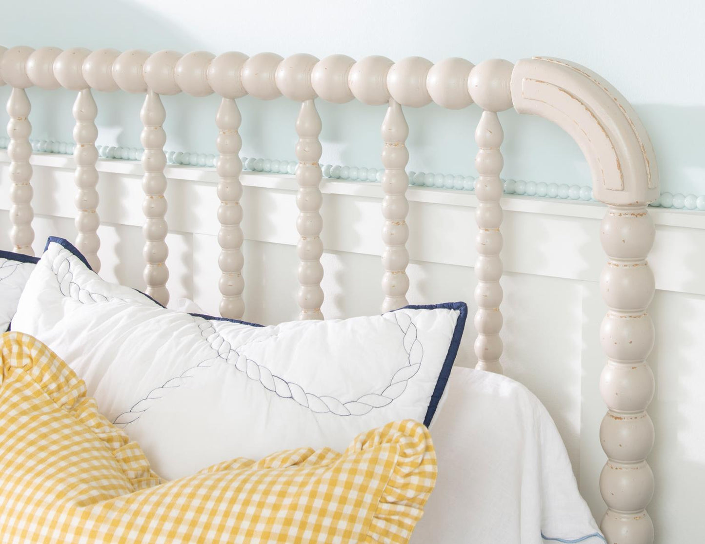Lake House - Complete Jenny Lind Bed