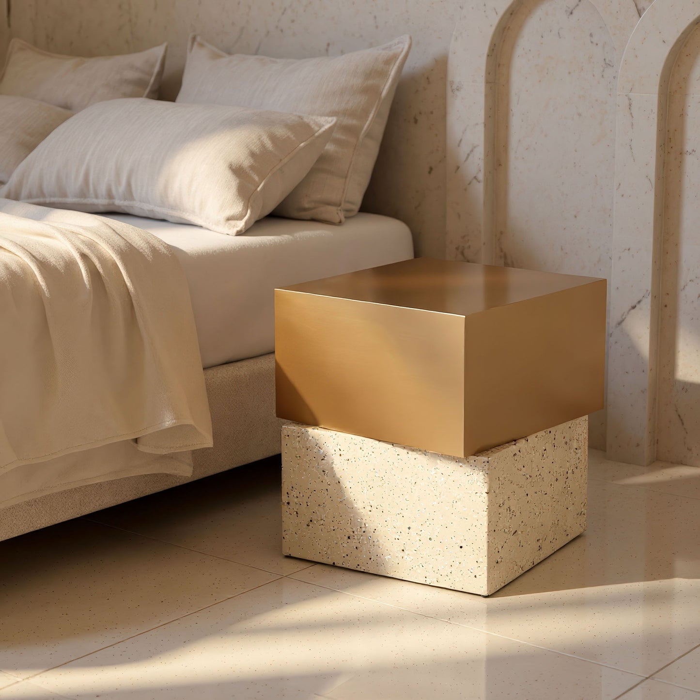 Cinza - Side Table - Gold / Beige
