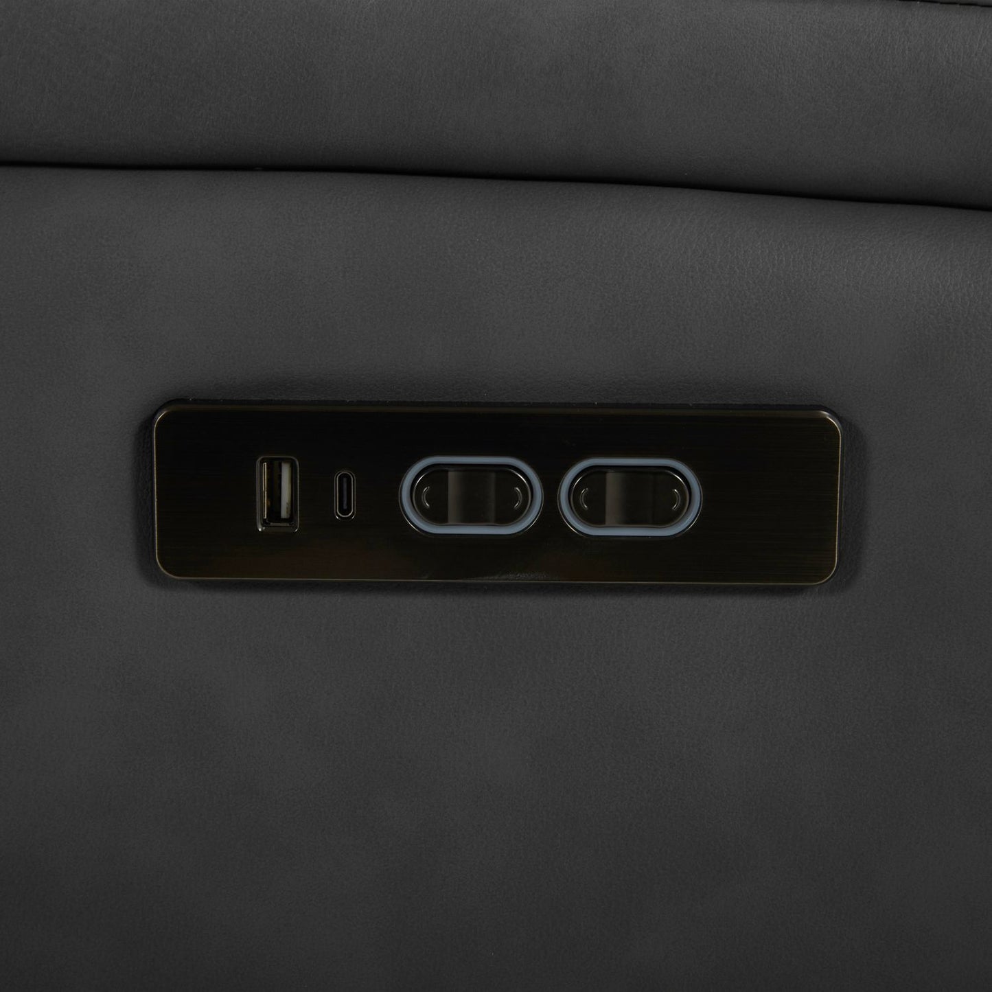 Chapman - Loveseat With Console P2 & ZG