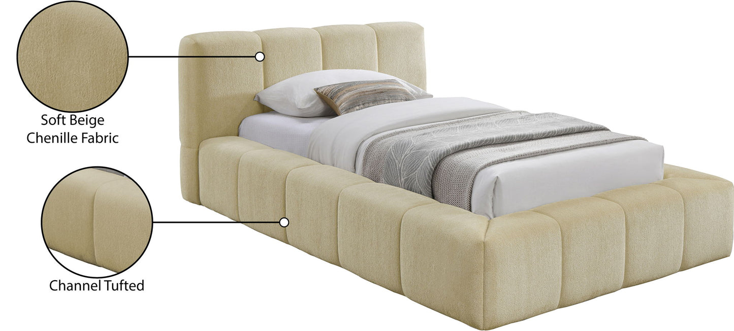 Carlin - Bed
