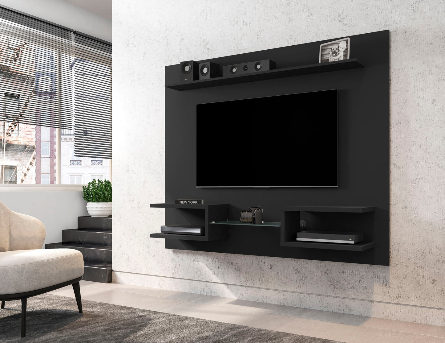Manhattan Plaza - TV Panel