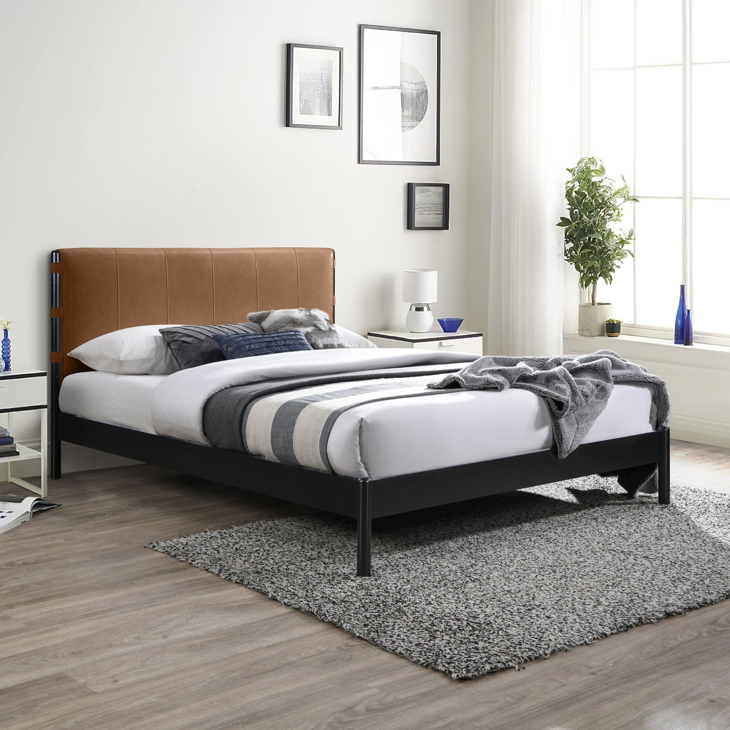 Abigail - Bed