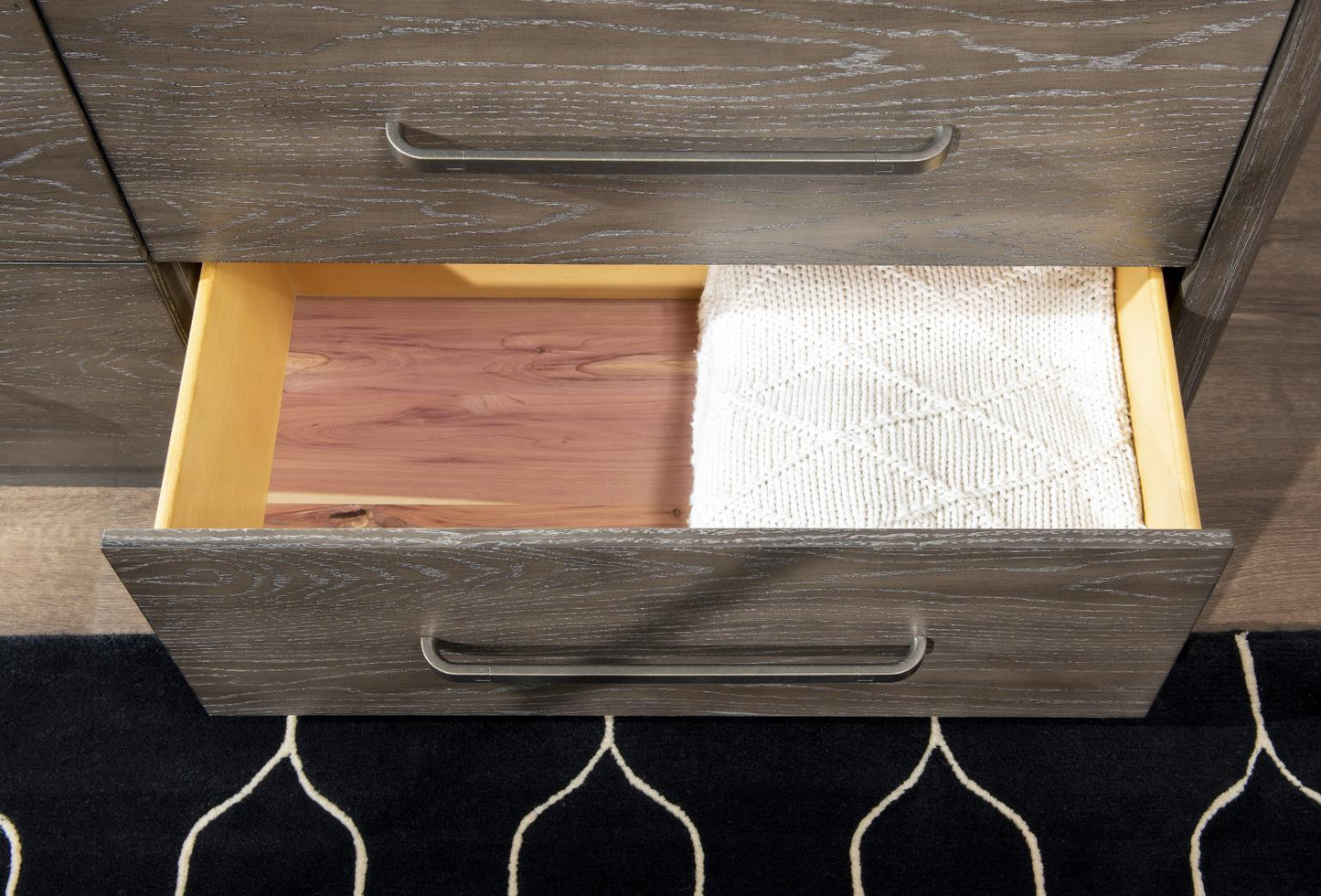 Horizons - 5 Drawers Chest - Deep Sable