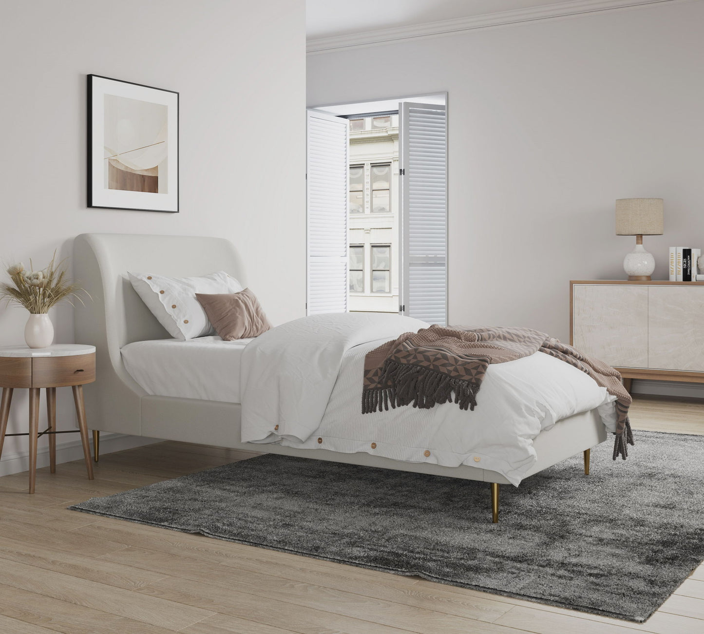 Manhattan Heather - Bed With Gold Legs