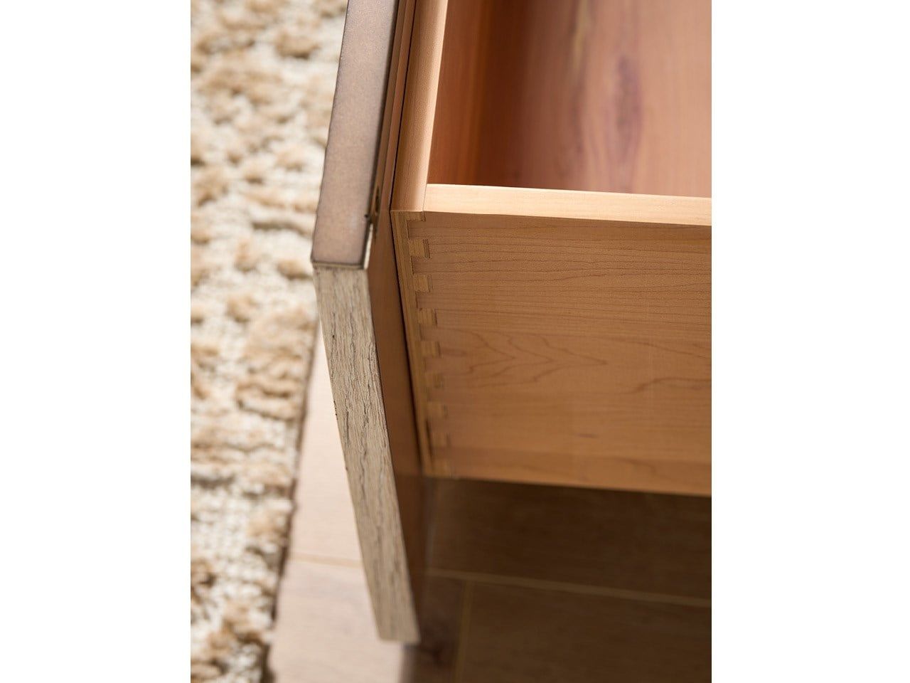 Modern - Quartz Drawer Chest - Beige