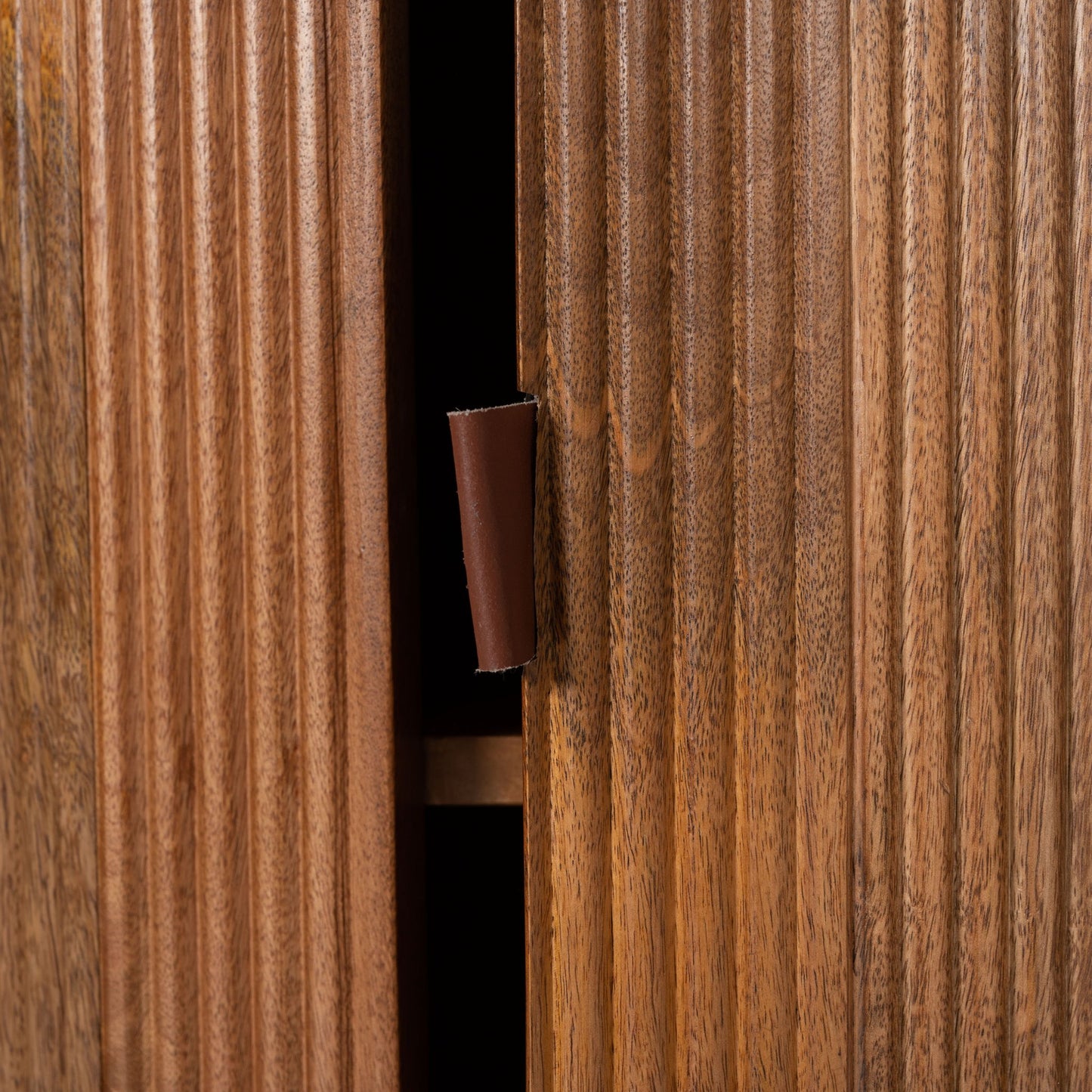 Izola - Dining Table