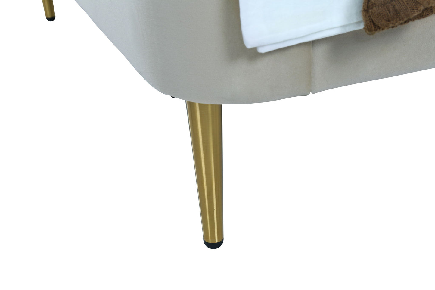 Manhattan Heather - Bed With Gold Legs