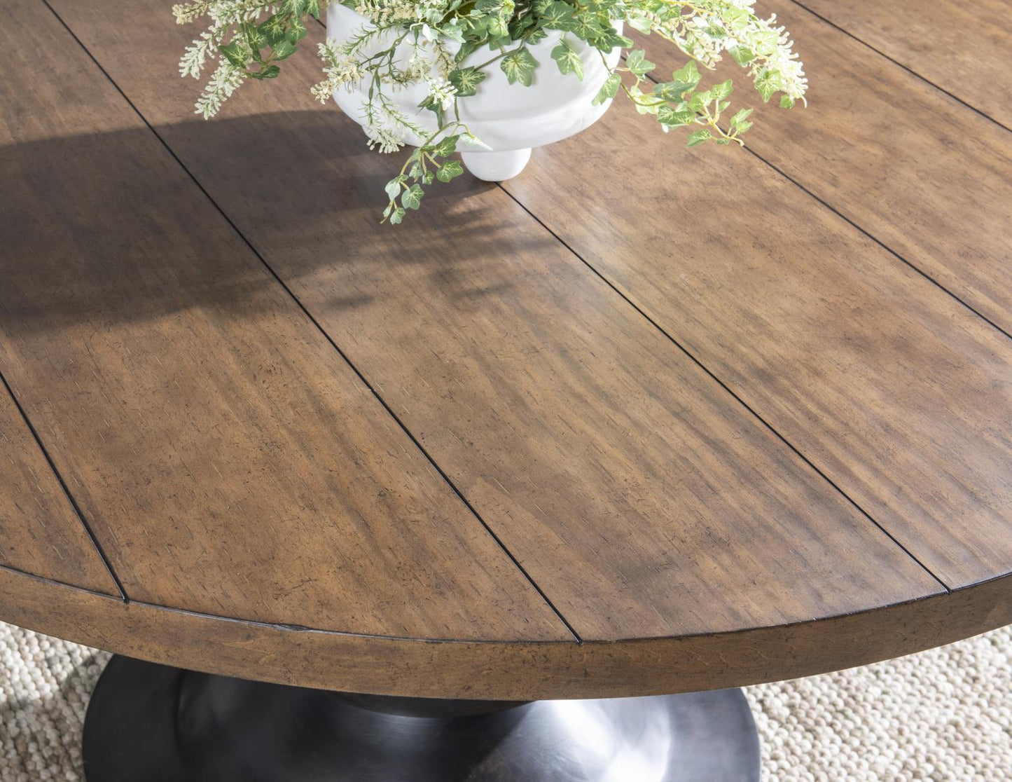 Artisan's Place - Complete Round Dining Table - Vintage Pine Ironwood