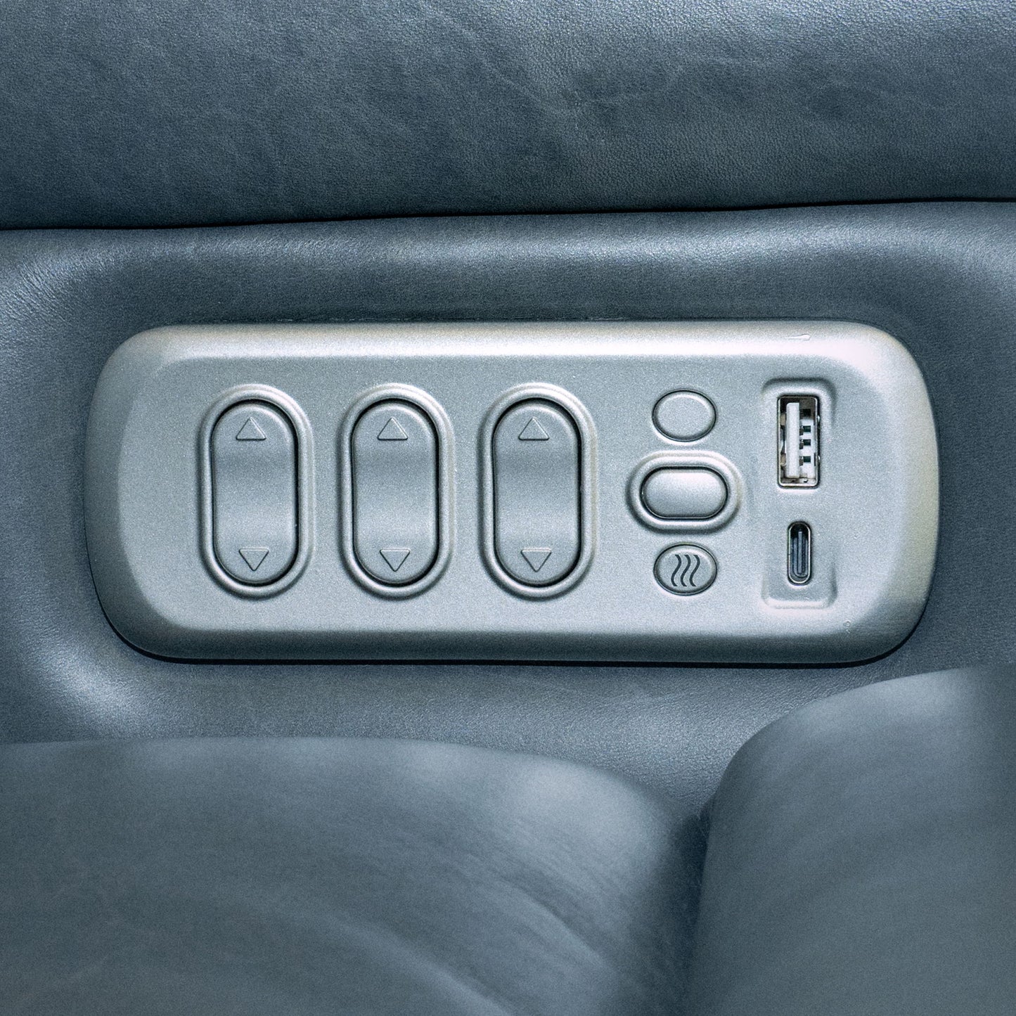 Oasis - Power Reclining Sofa With Power Headrests, Lumbar, Heat & Massage