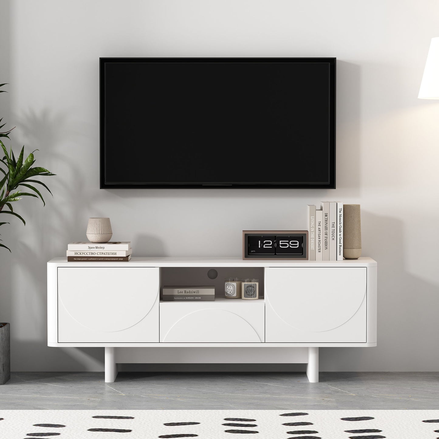 Manhattan Ella - TV Stand