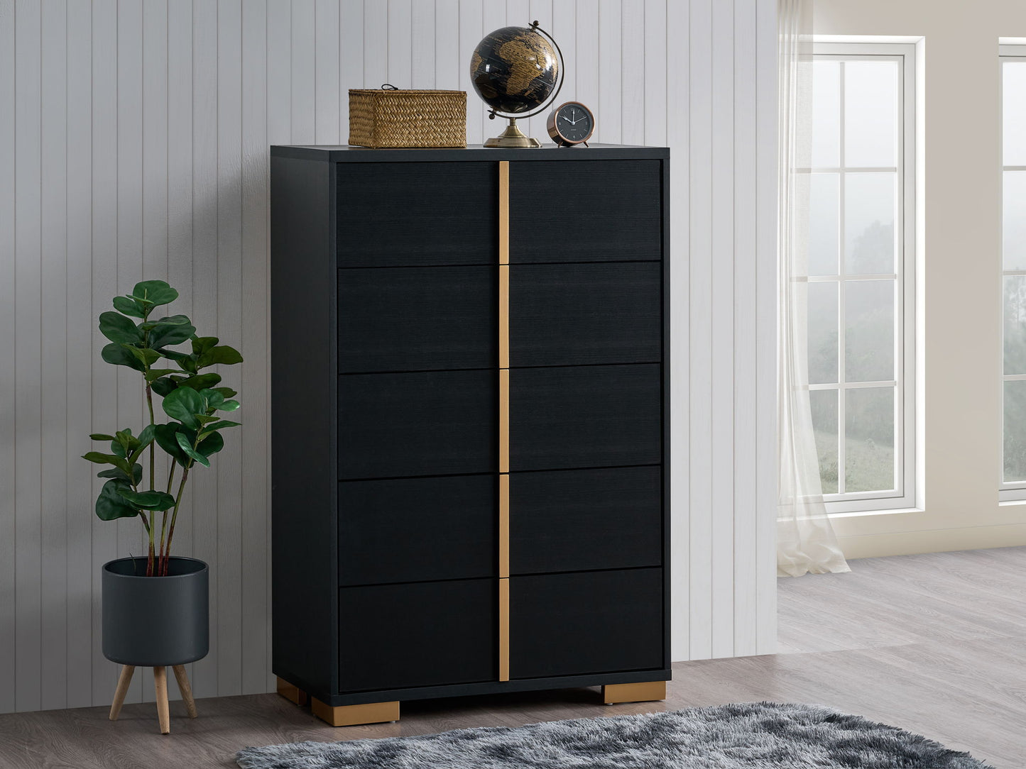 Steeler - Chest - Black / Gold