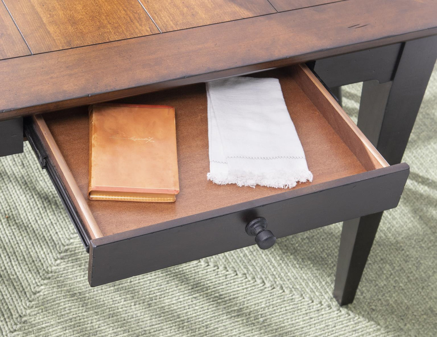 Fenmore - Leg Dining Table - Mocha And Distressed Cherry