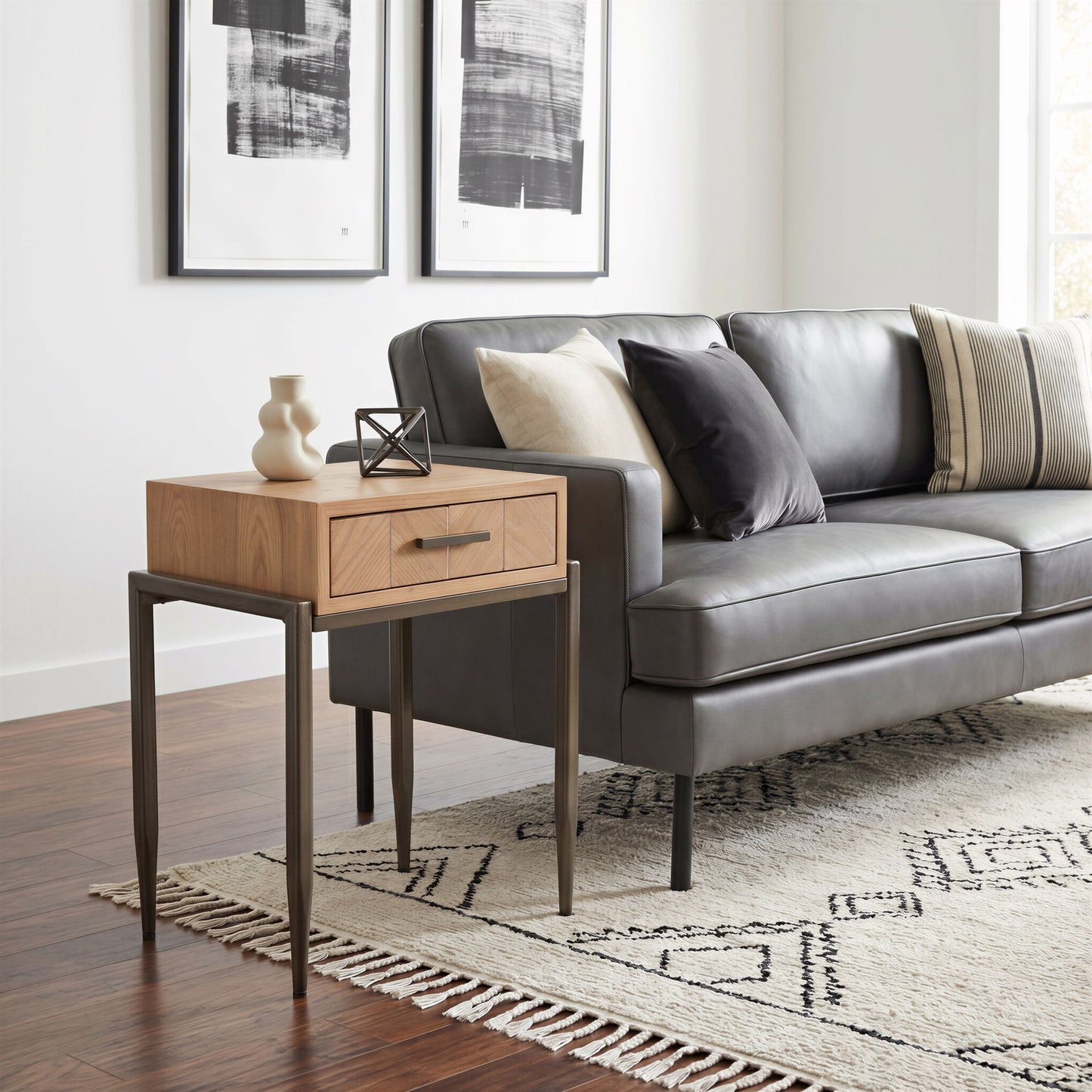 Verec - Side Table - Natural