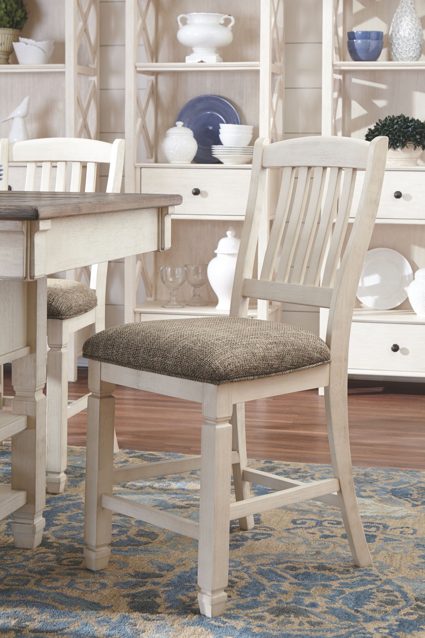 Bolanburg - Upholstered Barstool (Set of 2) - Beige