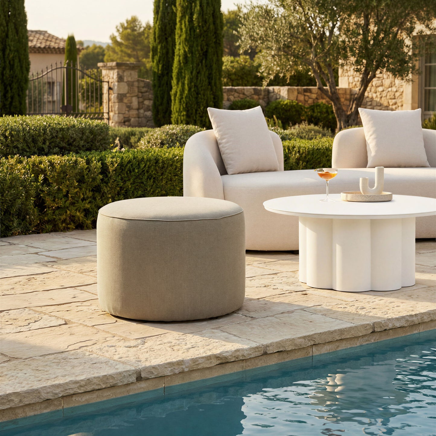 Moxy - Ottoman