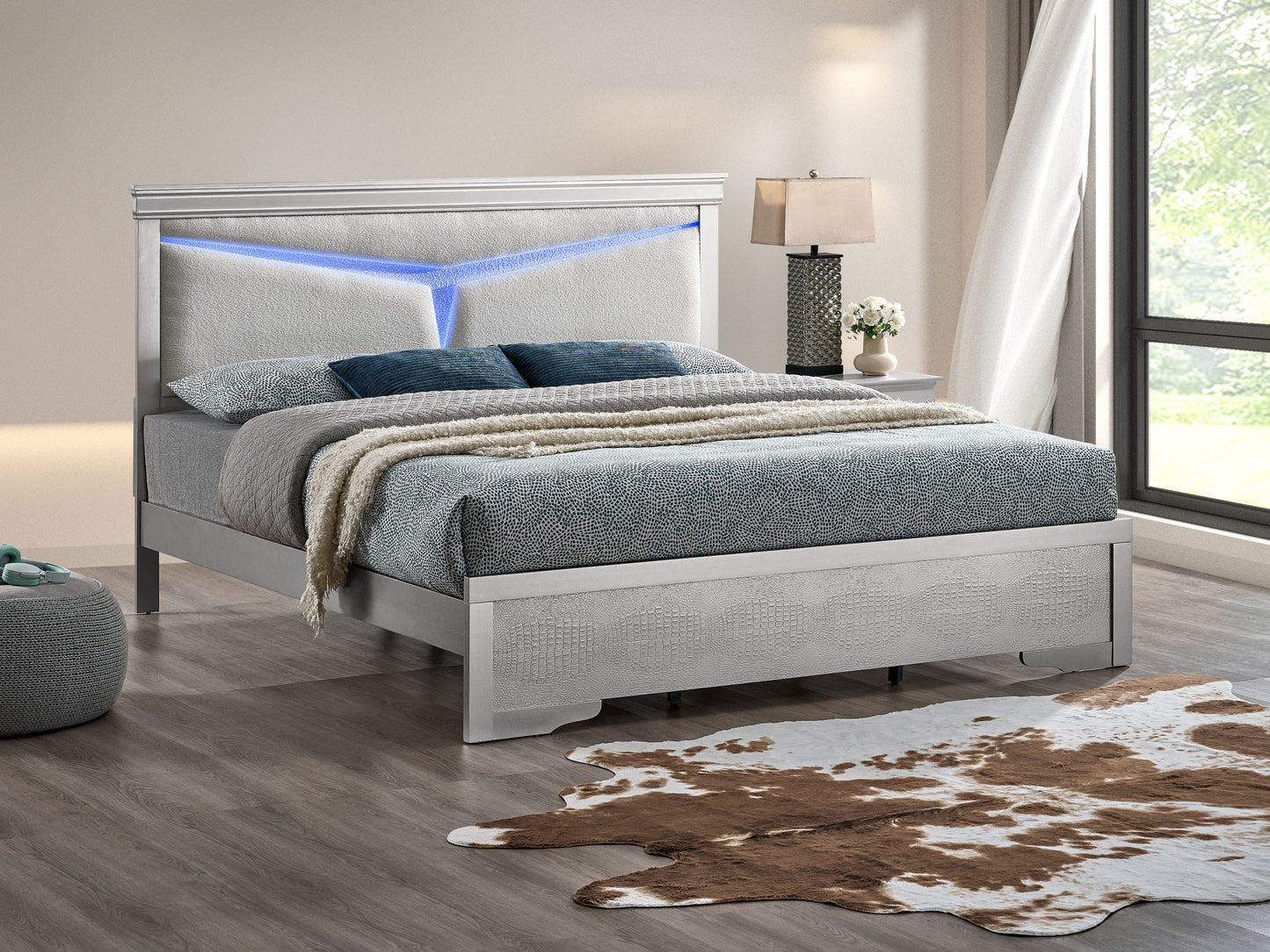 Glory Furniture - Lorana - Bed With LED Headboard