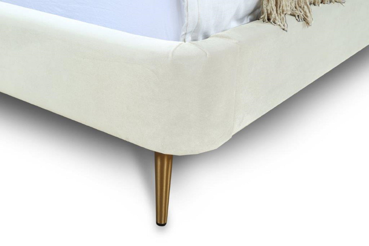 Manhattan Heather - Bed With Gold Legs