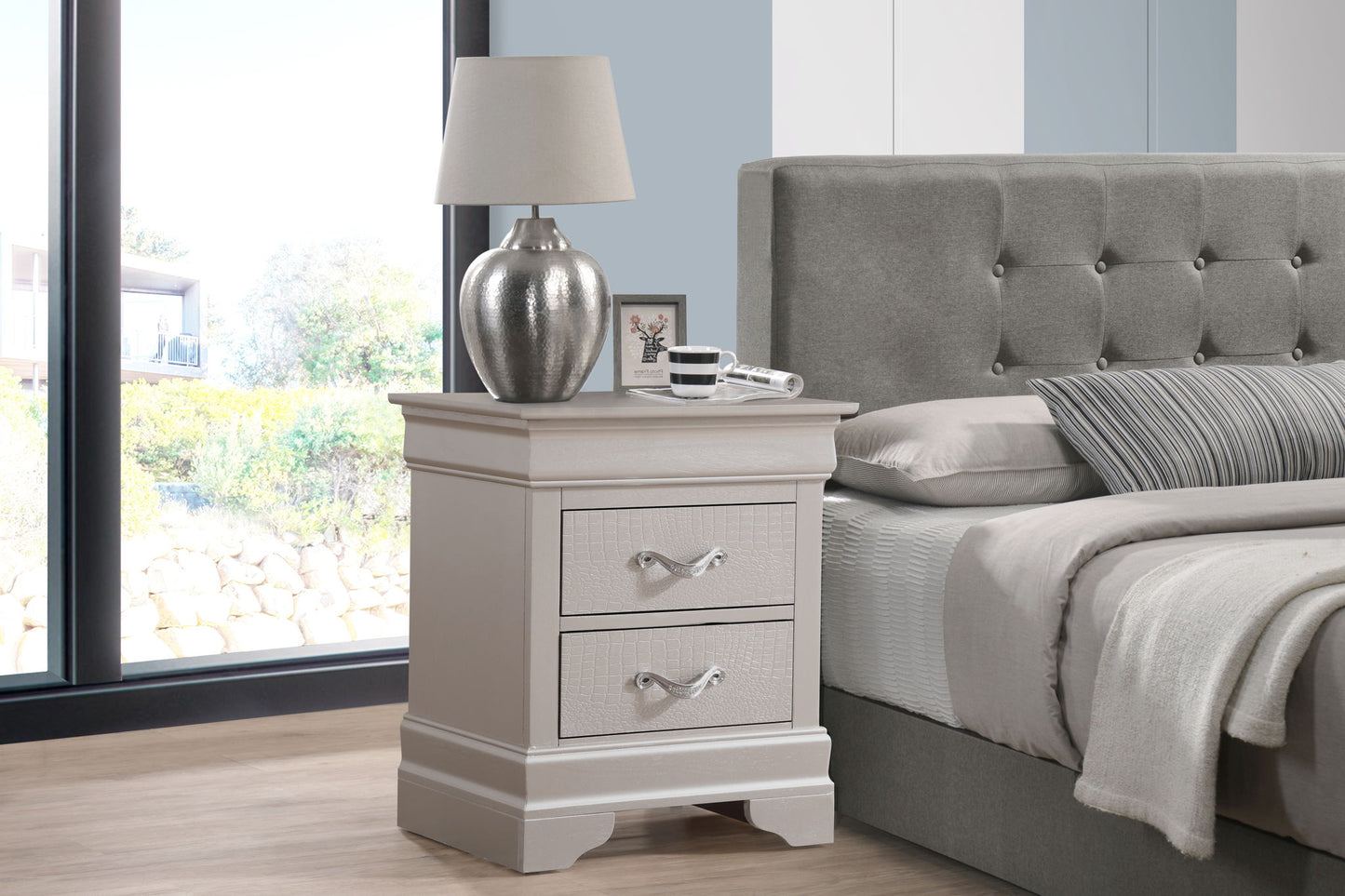Glory Furniture - Lorana - Nightstand