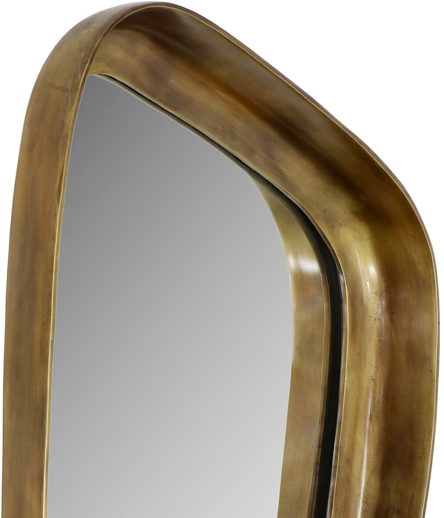 Auberge - Mirror