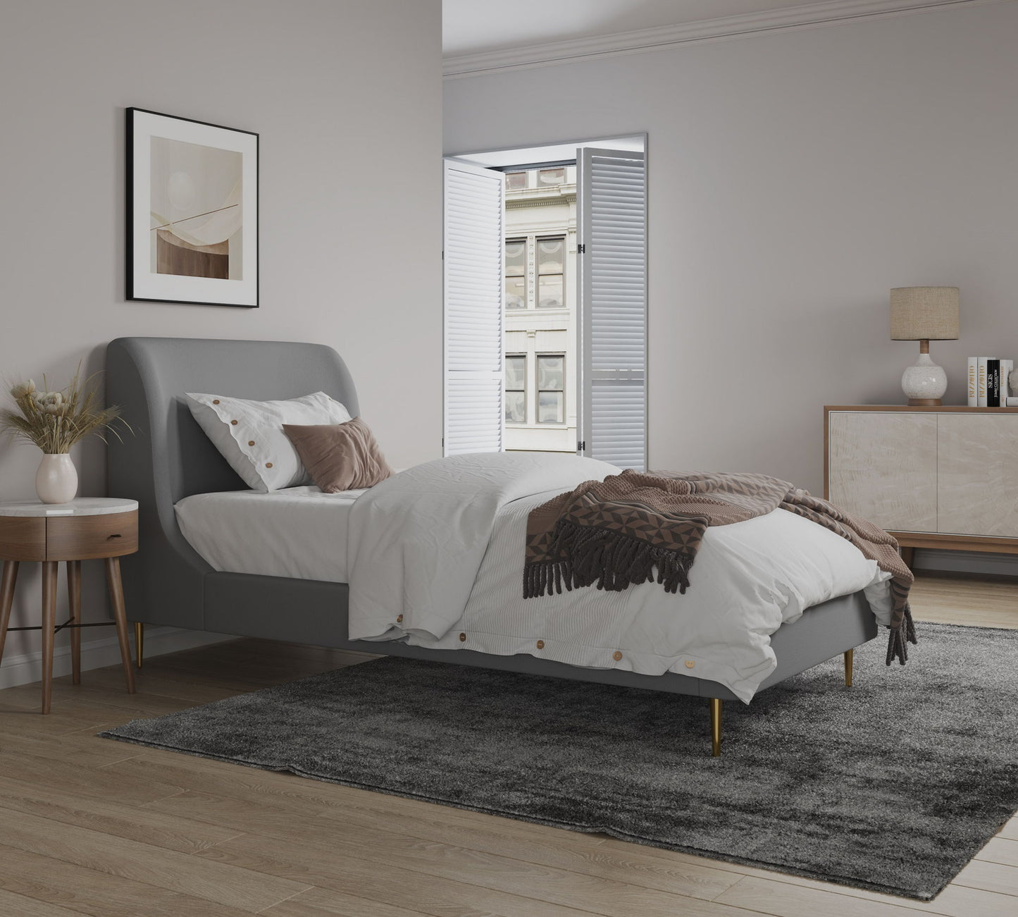 Manhattan Heather - Bed With Gold Legs
