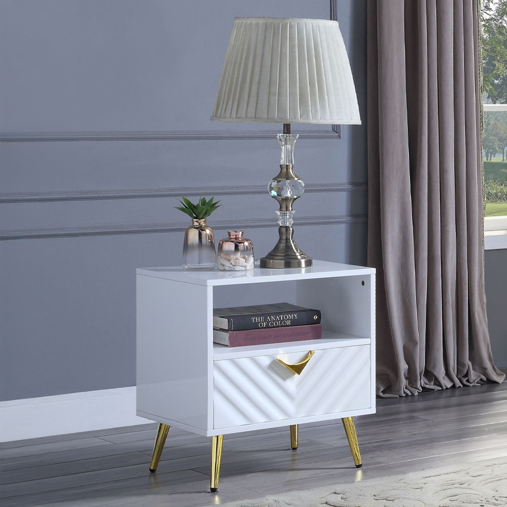 Gaines - End Table - White High Gloss