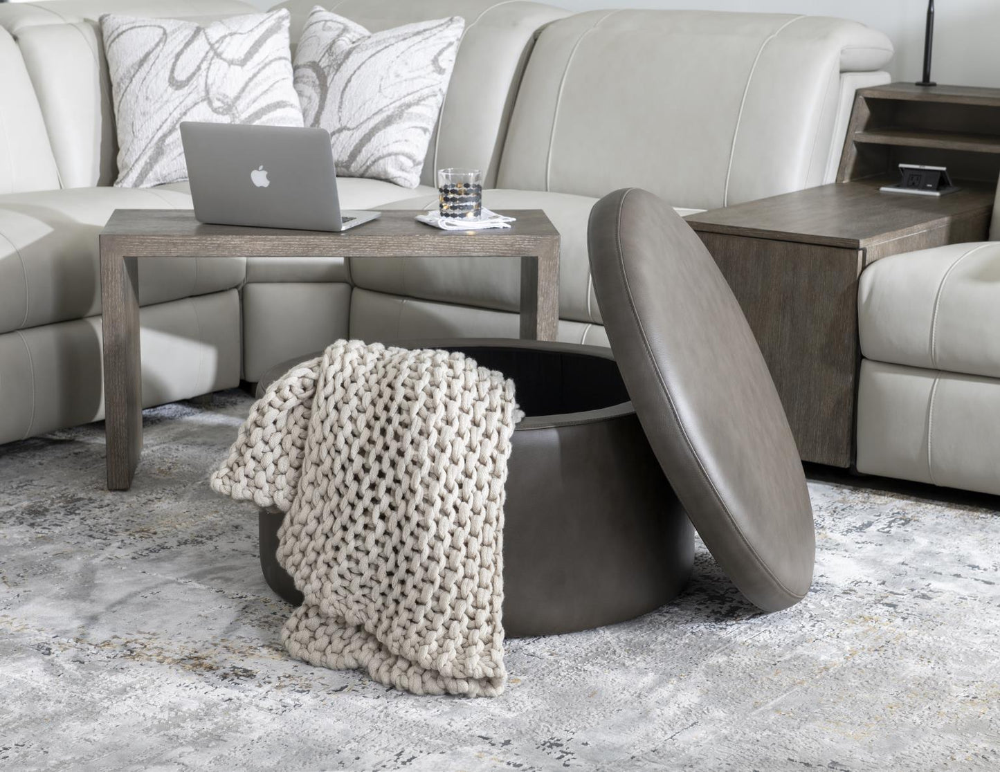Luna Ravello - Swivel Ottoman On Casters