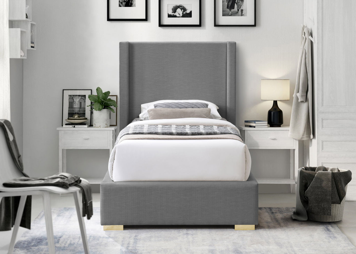 Royce - Bed