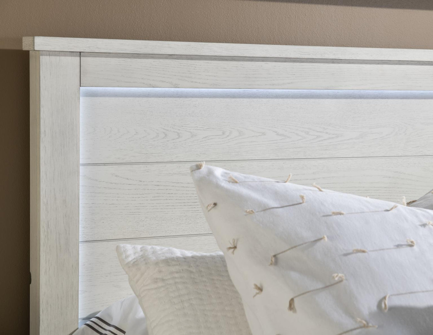 Preston - Complete Panel Bed