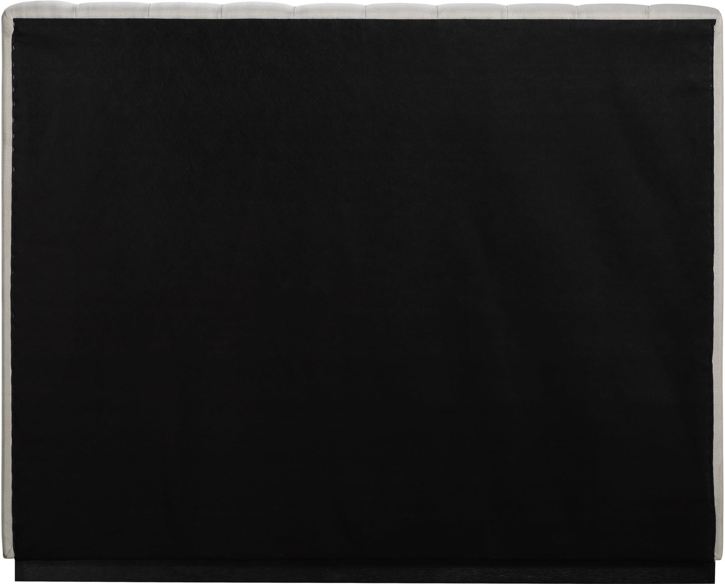 Lucia - Bed