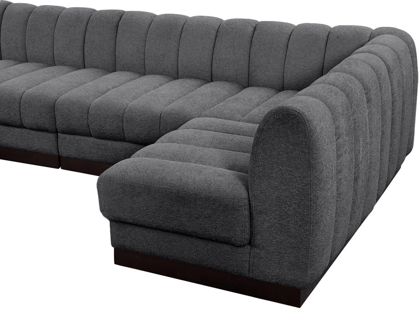 Quinn - 7 Piece Modular Sectional