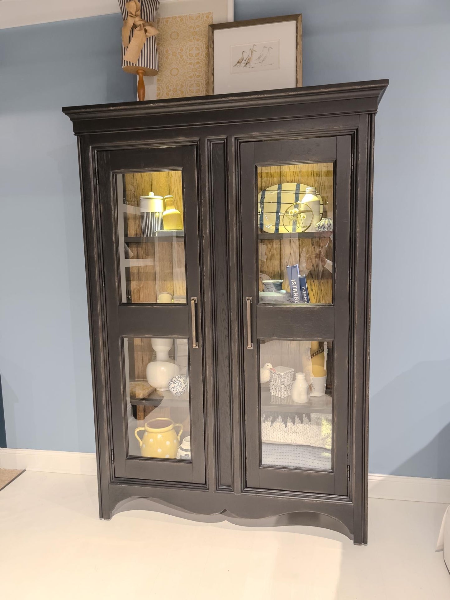 Vintage Market - Glass Front Display Cabinet - Barnwood Oak And Kettle Black
