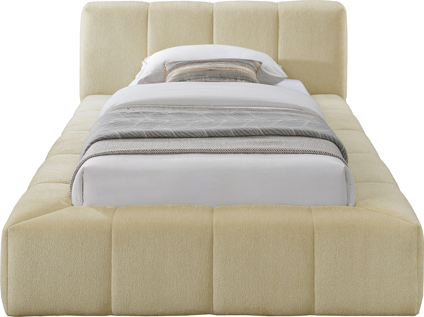 Carlin - Bed
