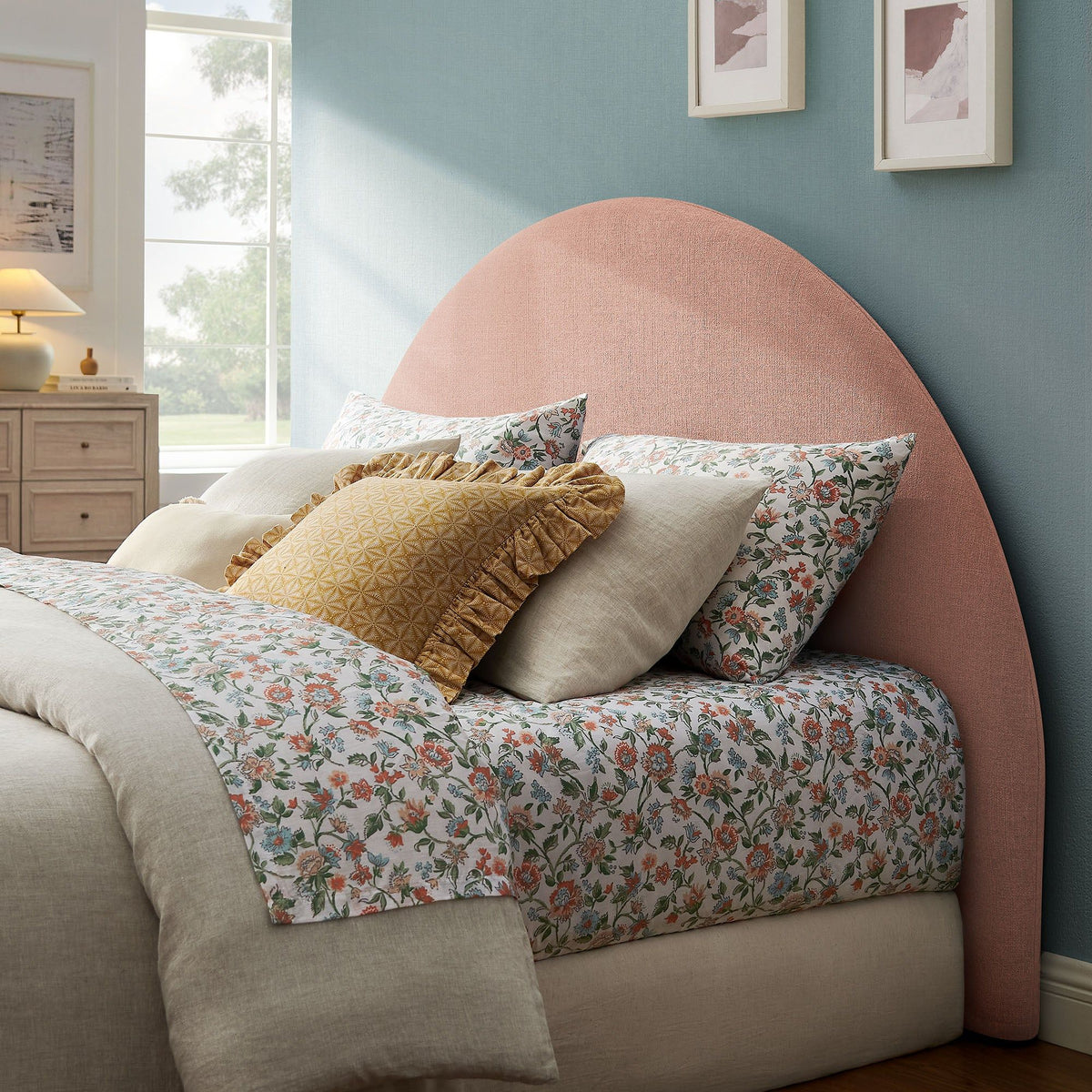 Modway Resort Queen Woven Upholstered Fabric Arched Headboard - Queen, Blush