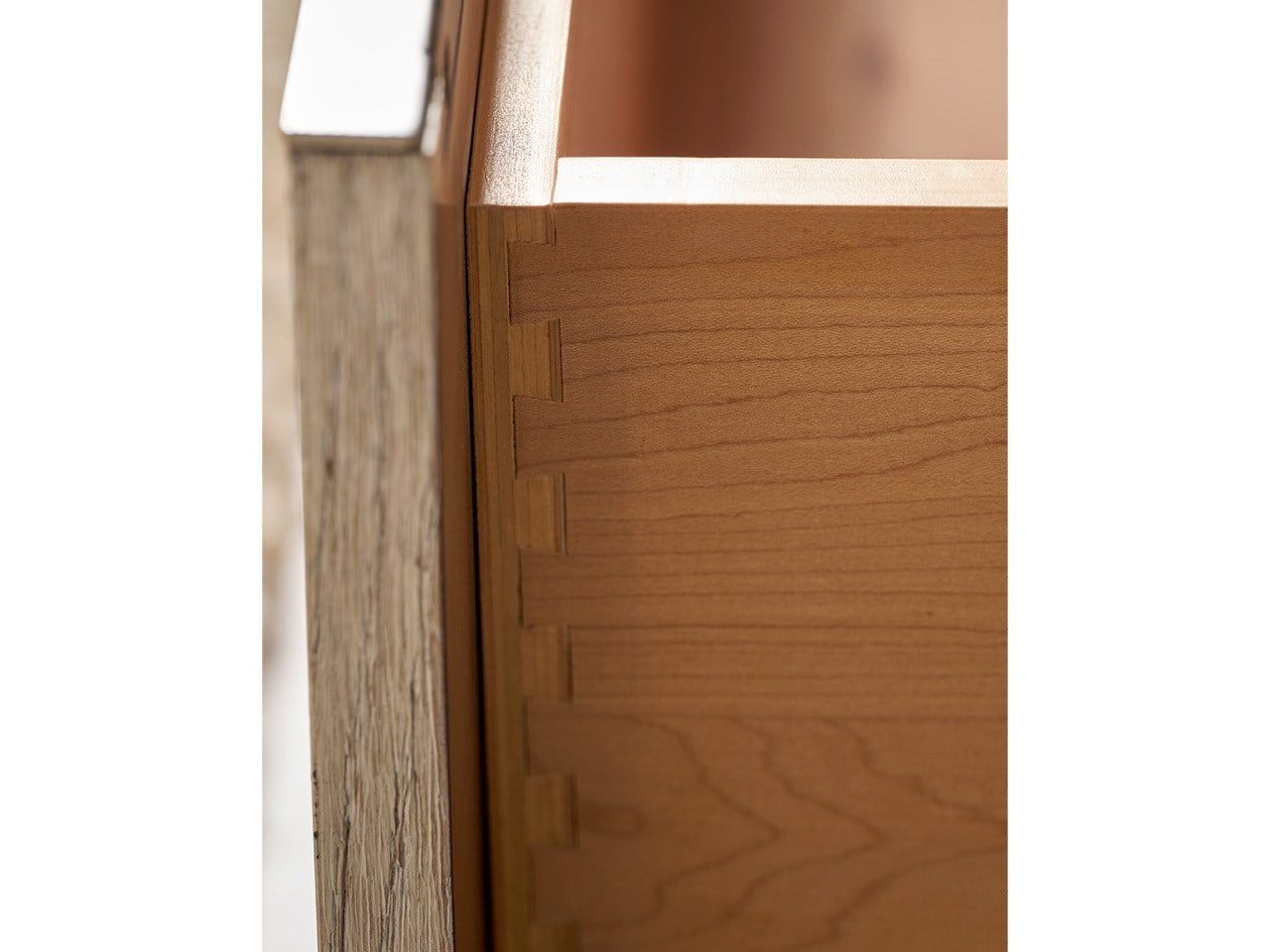 Modern - Quartz Drawer Chest - Beige